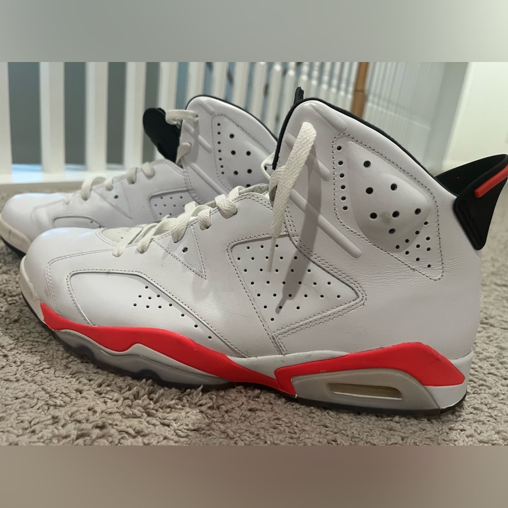 Jordan 6 - Infrared - White